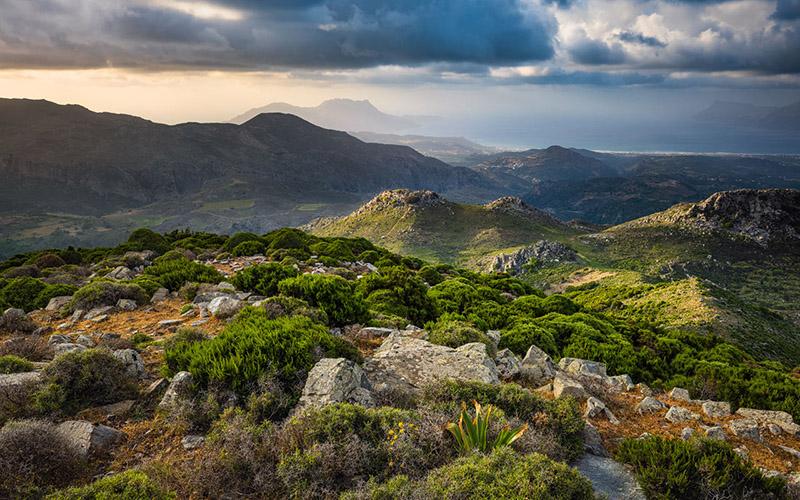 希臘移民有沒有移民監(jiān)？全面解答希臘移民政策