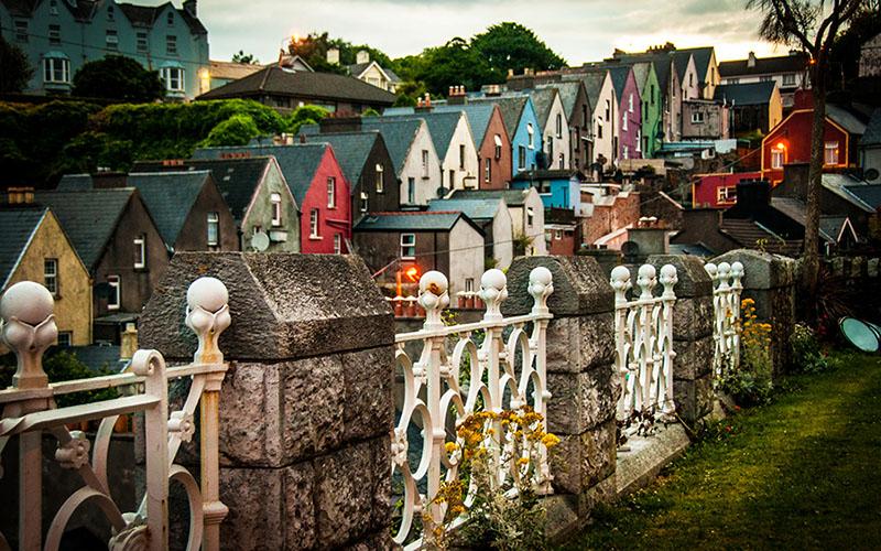 投資移民有風(fēng)險(xiǎn)嗎？全面解析投資移民的潛在風(fēng)險(xiǎn)與防范措施