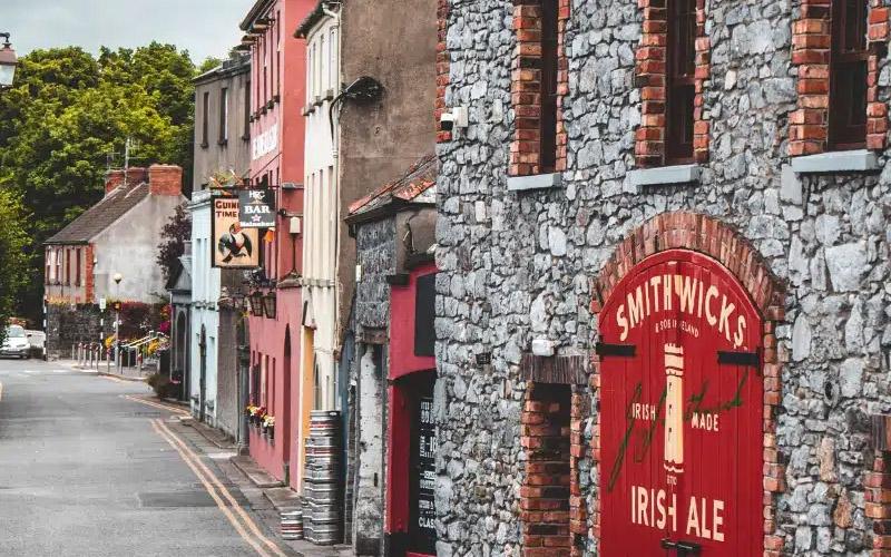 2024年中國(guó)香港優(yōu)才入境計(jì)劃所需條件詳解！