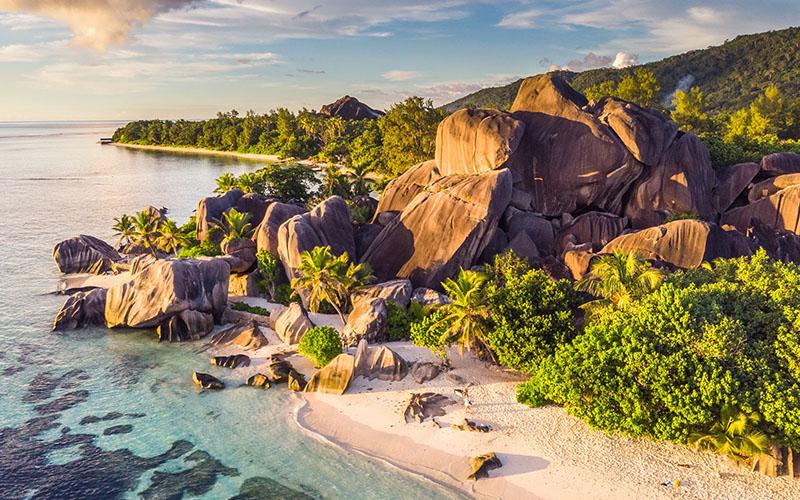 非法移民的原因？深入探討背后的社會(huì)和經(jīng)濟(jì)因素