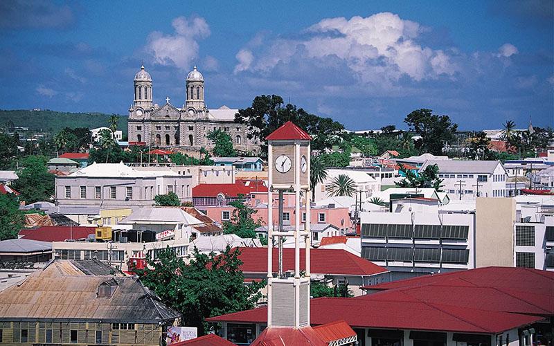 移民機(jī)構(gòu)如何比較？選擇適合你的移民服務(wù)指南