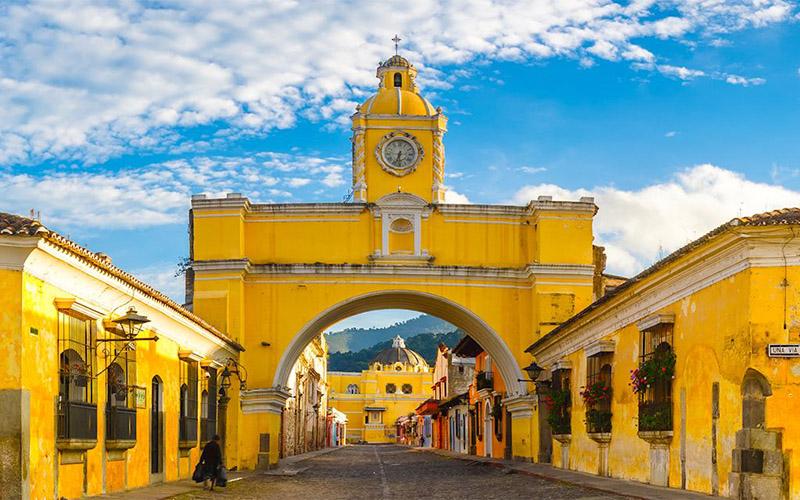 移民為啥要中介？解析移民中介的作用與優(yōu)勢