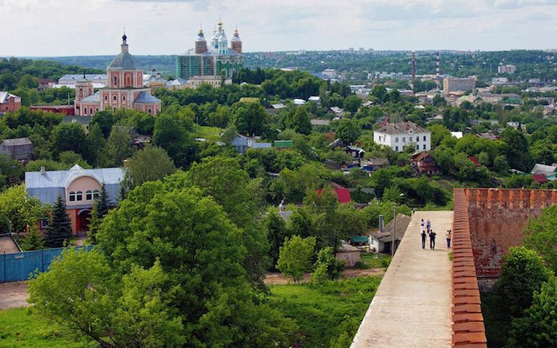 海外移民的費用由誰承擔？全面解析移民費用分配