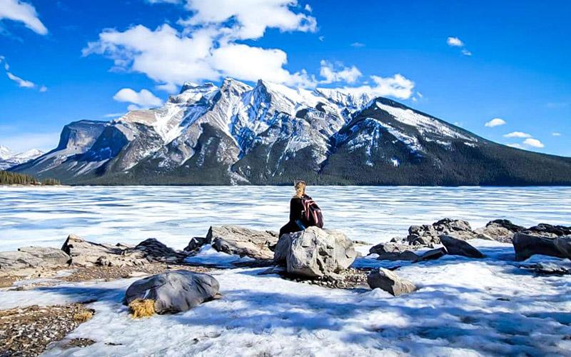 出國移民中介好嗎？選擇移民中介時(shí)需考慮的五大因素