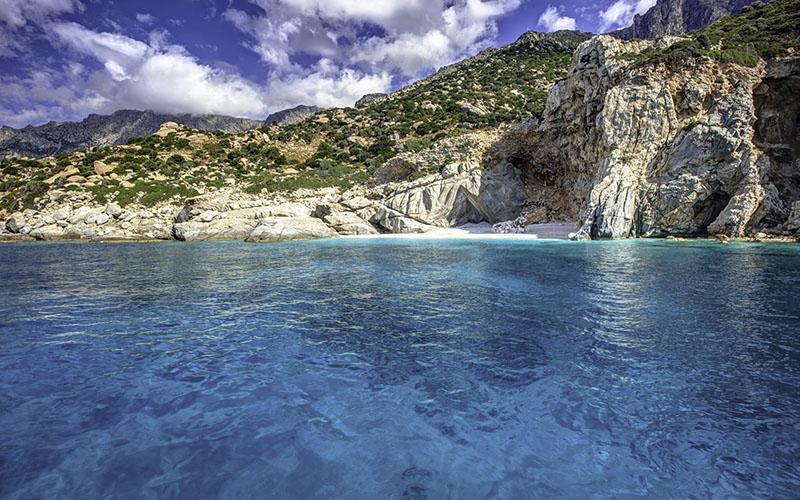 烏魯木齊移民希臘報(bào)價(jià)多少？了解移民希臘的費(fèi)用與流程