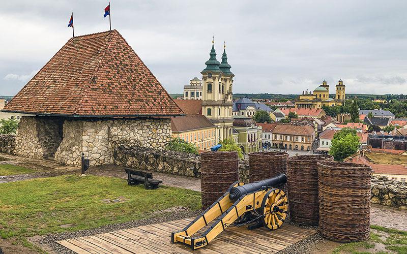 出國移民公司推薦人是誰？詳細(xì)解析選擇與建議